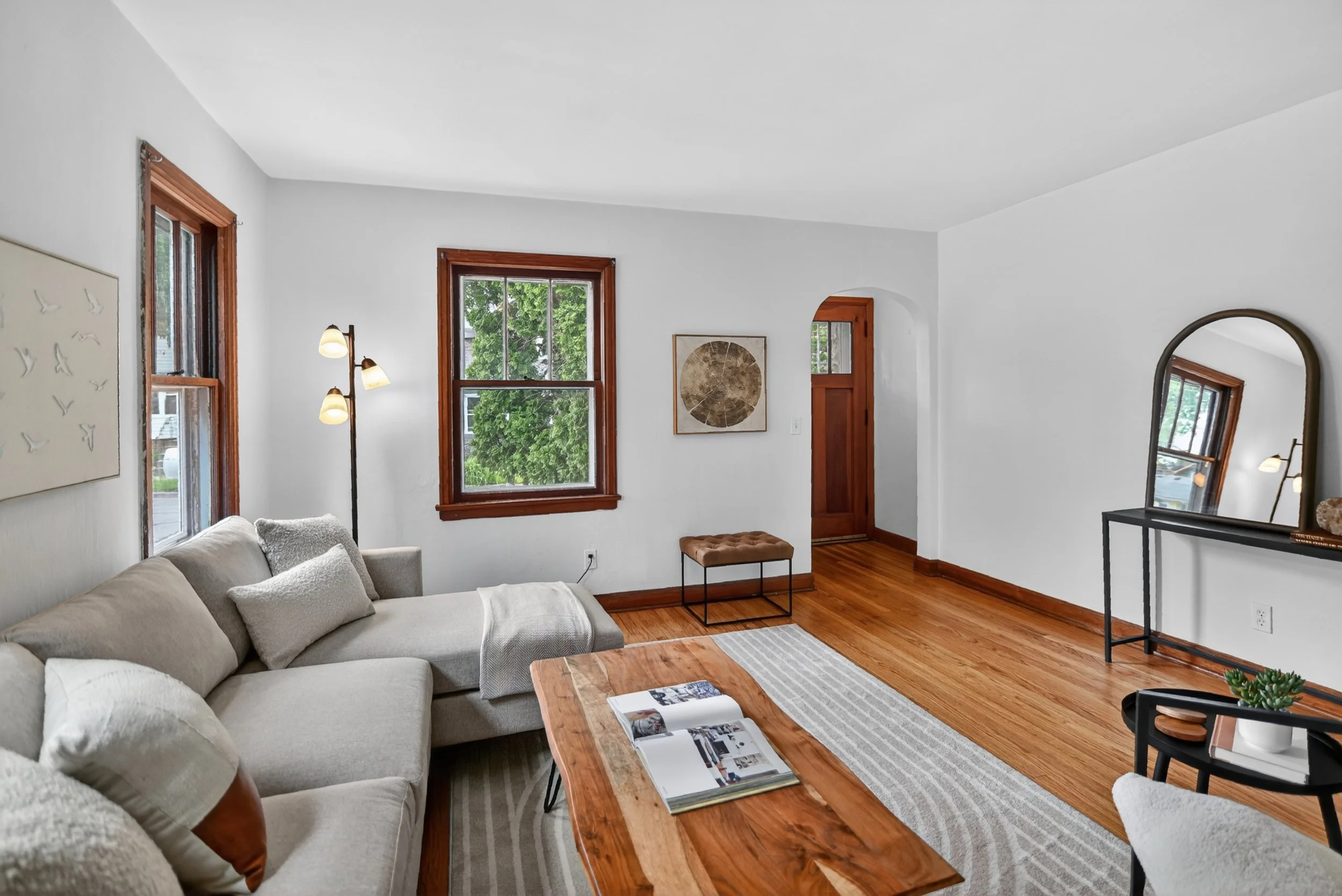36-245 Waubesa St_5467.jpg