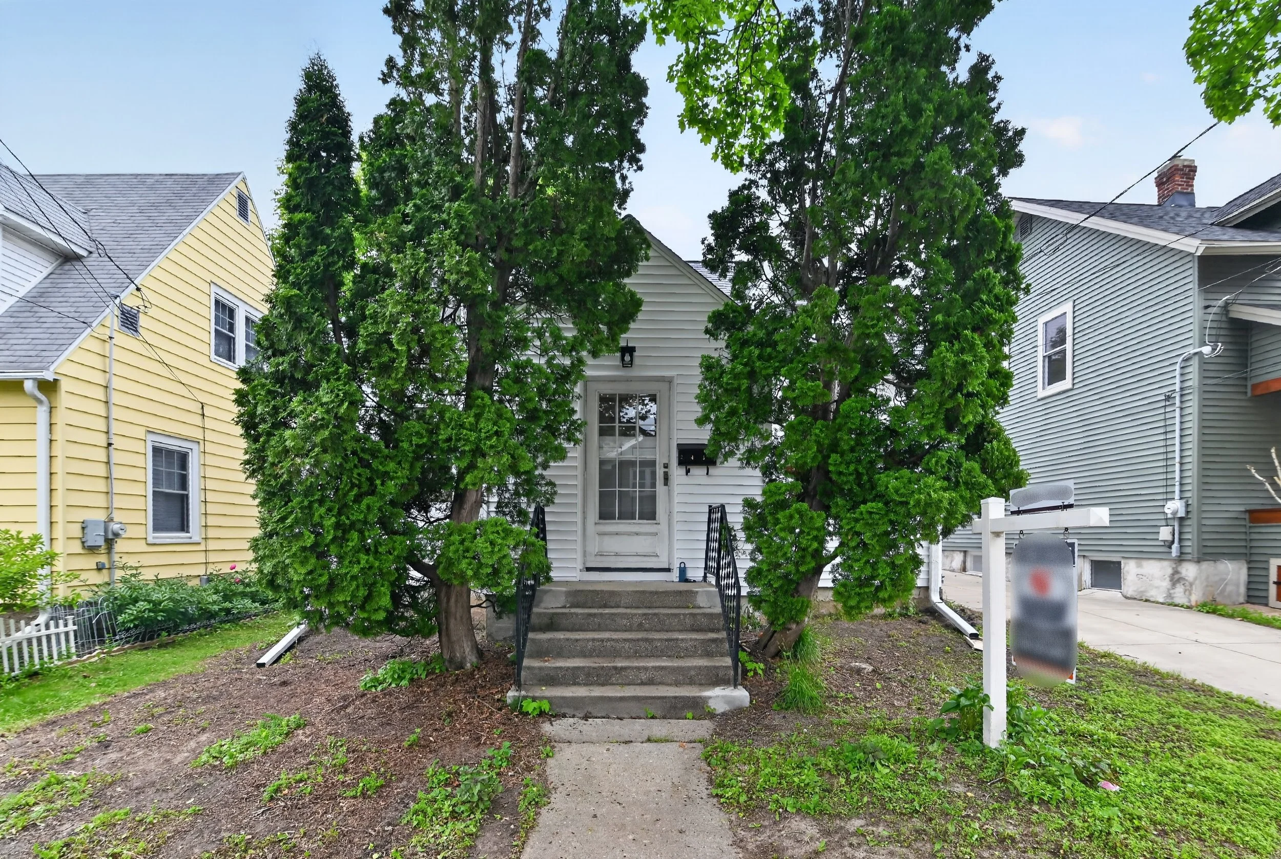 26-245 Waubesa St_5673.jpg