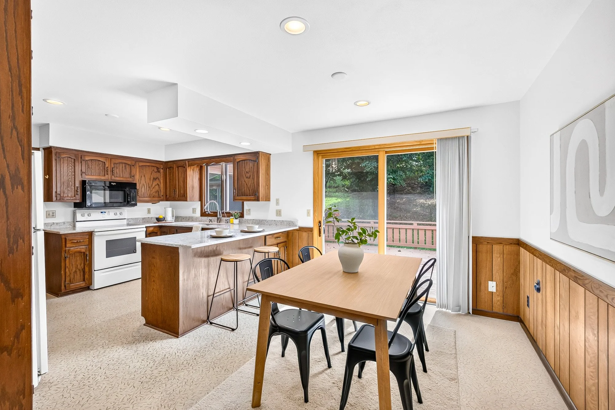 36-610 Walnut Grove Dr Madison-36.jpg
