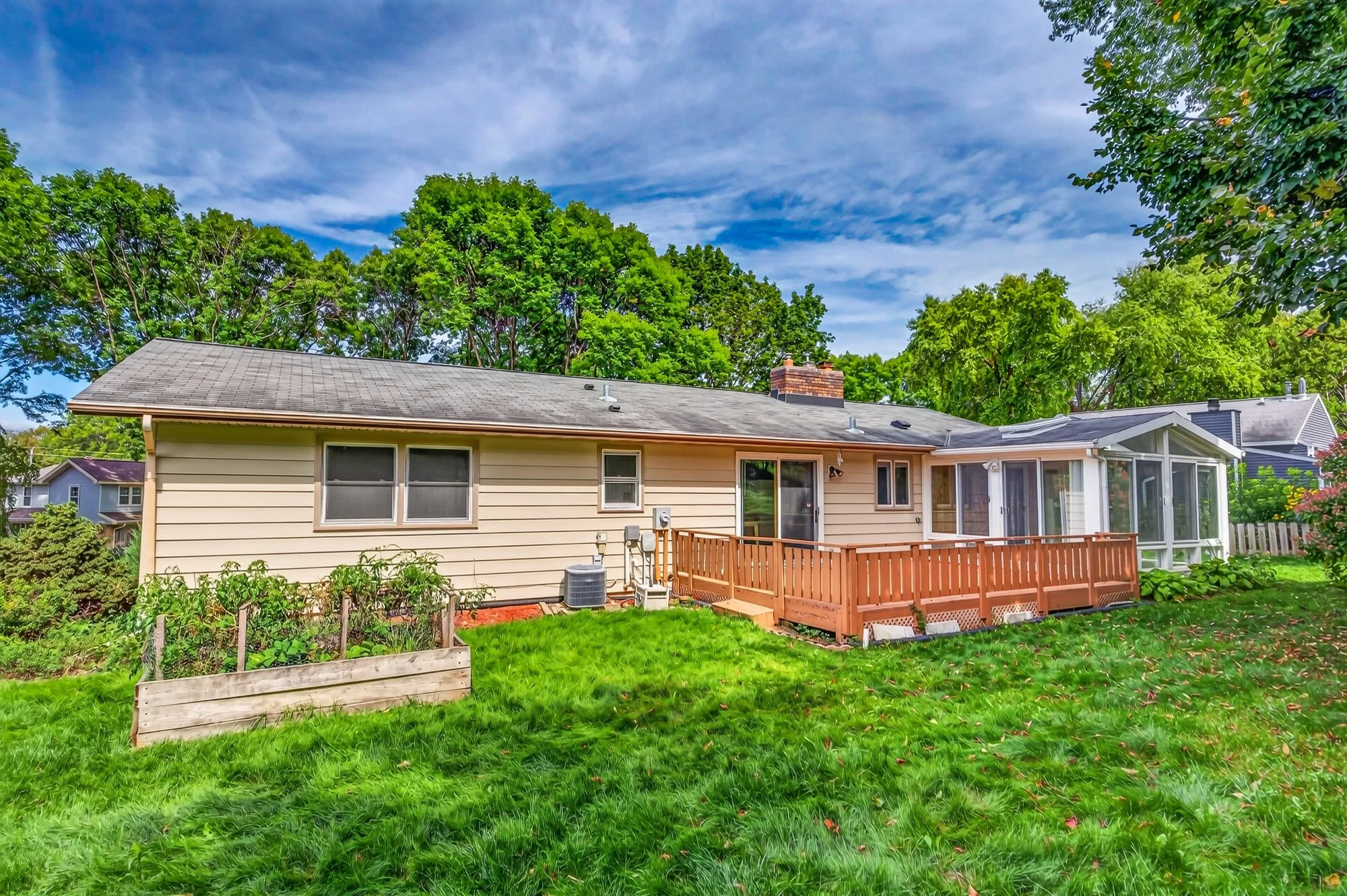 14-610 Walnut Grove Dr Madison-14.jpg