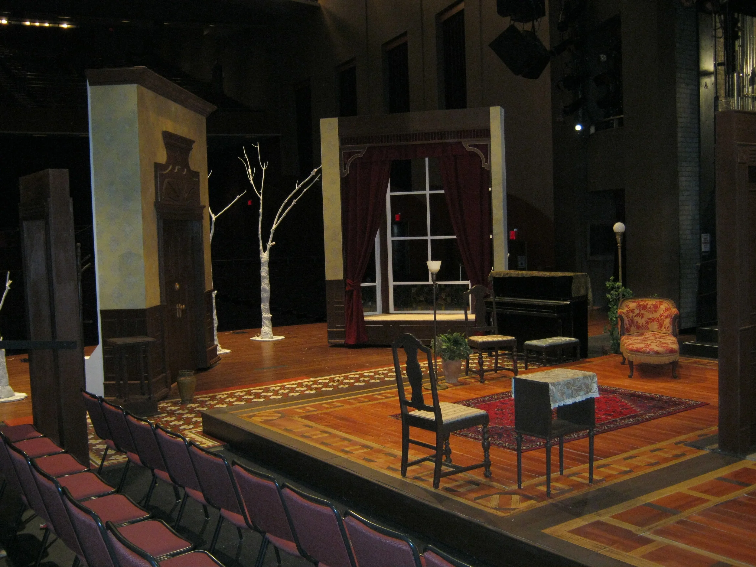 Steel framed movable scenery