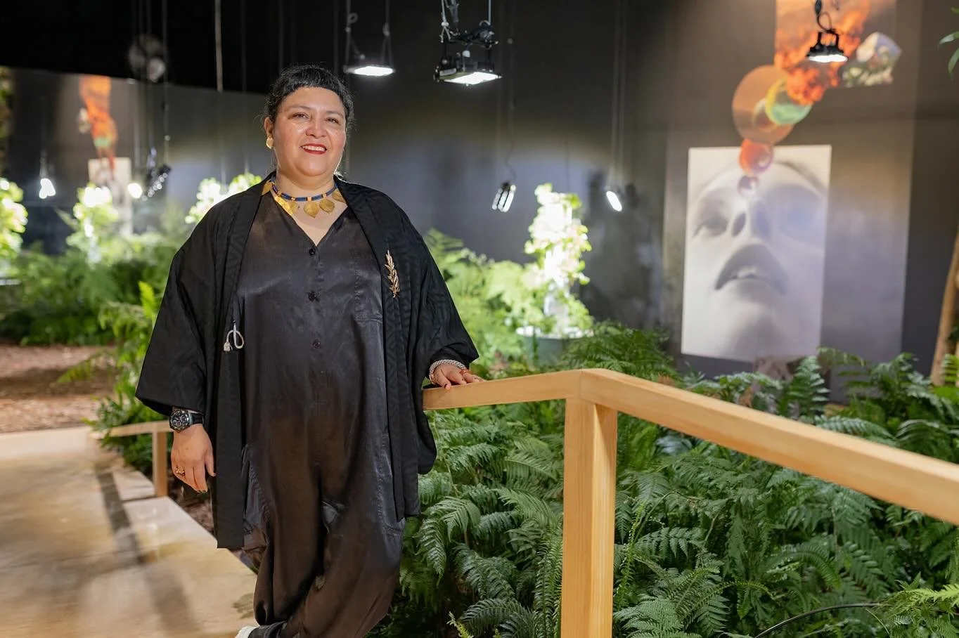 @gabriela_galvan_artist presenta 'Modther Nature' en @arte_abierto #arte #artecdmx #galeria #elpedregal #arteparatodos #gabrielagalvan #floraendemica #modthernature