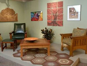 Check out the chair on the right! ( Picture from the League of NH Craftsmen )