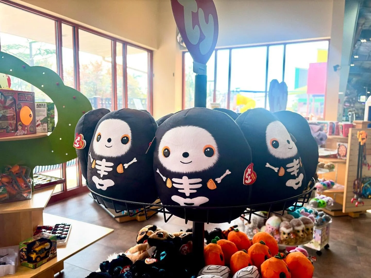 Happy Saturday, CMAC friends! 🎃👻
We&rsquo;ve got our new Halloween stuffed animals and they&rsquo;re ready for their new homes! Come see us today, we&rsquo;re open til 4pm. We hope to see you soon!