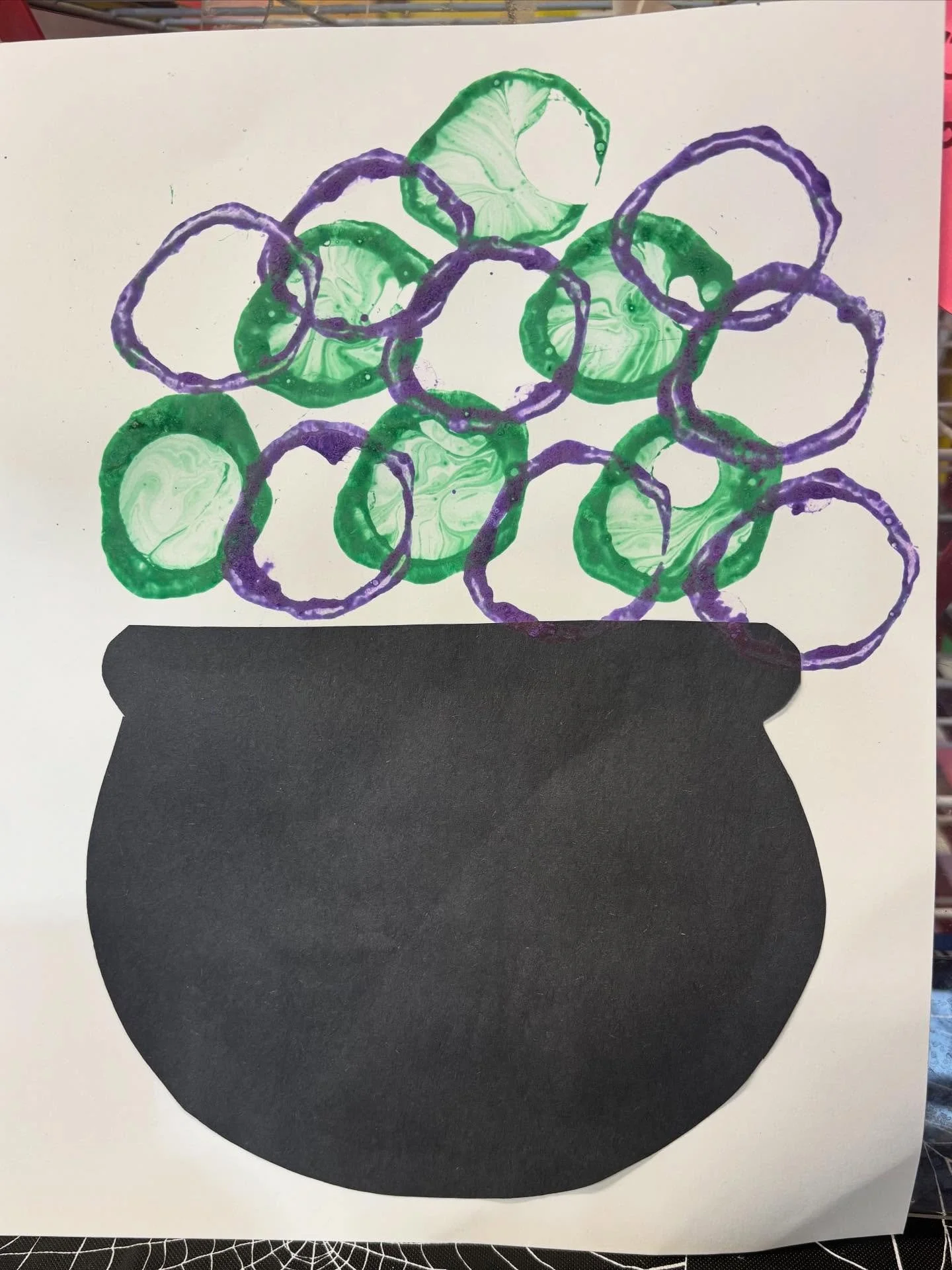 We’ve got lots of spooky crafts this week for Halloween! 🎃 
Make sure to join us!!