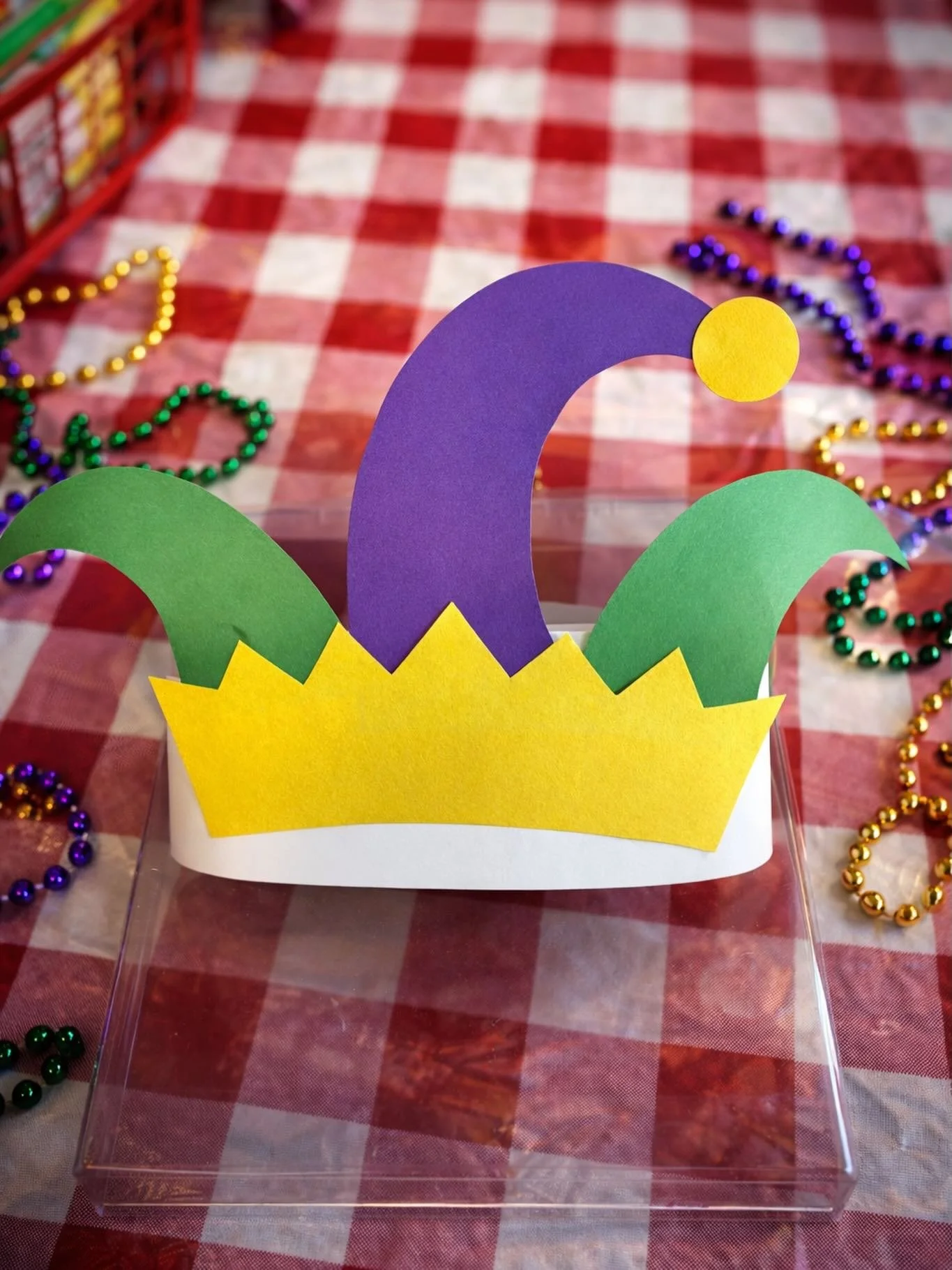 🎭💜💛💚 Daily Craft: Mardi Gras Jester Hats! 💚💛💜🎭

Let the good times roll! Create your own colorful jester hat in purple, green, and gold and celebrate Mardi Gras with us! ✨

#CMAC #ChildrensMuseum #DailyCraft #MardiGras #KidsCrafts
