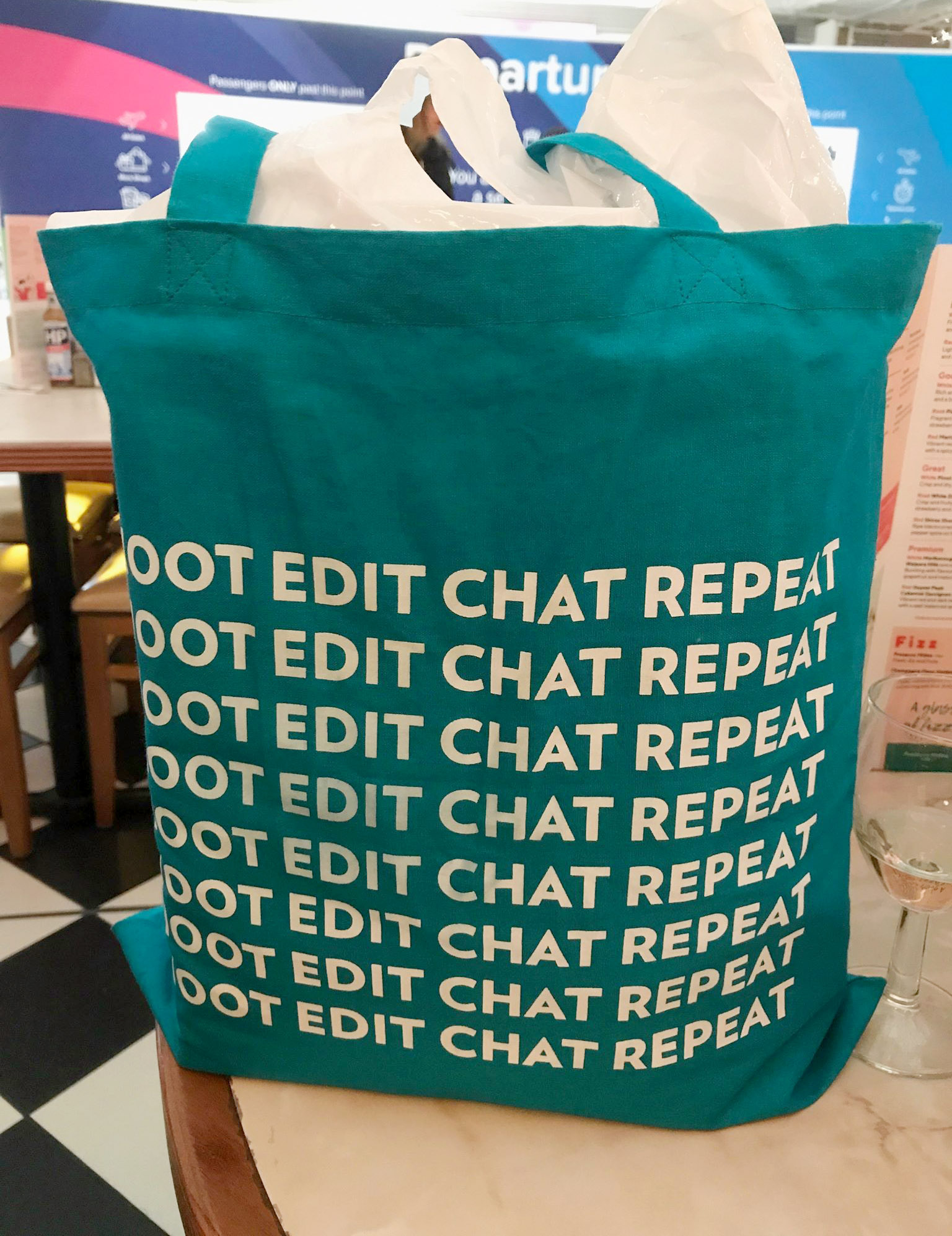Good thing we brought our favoruite shopping bag!