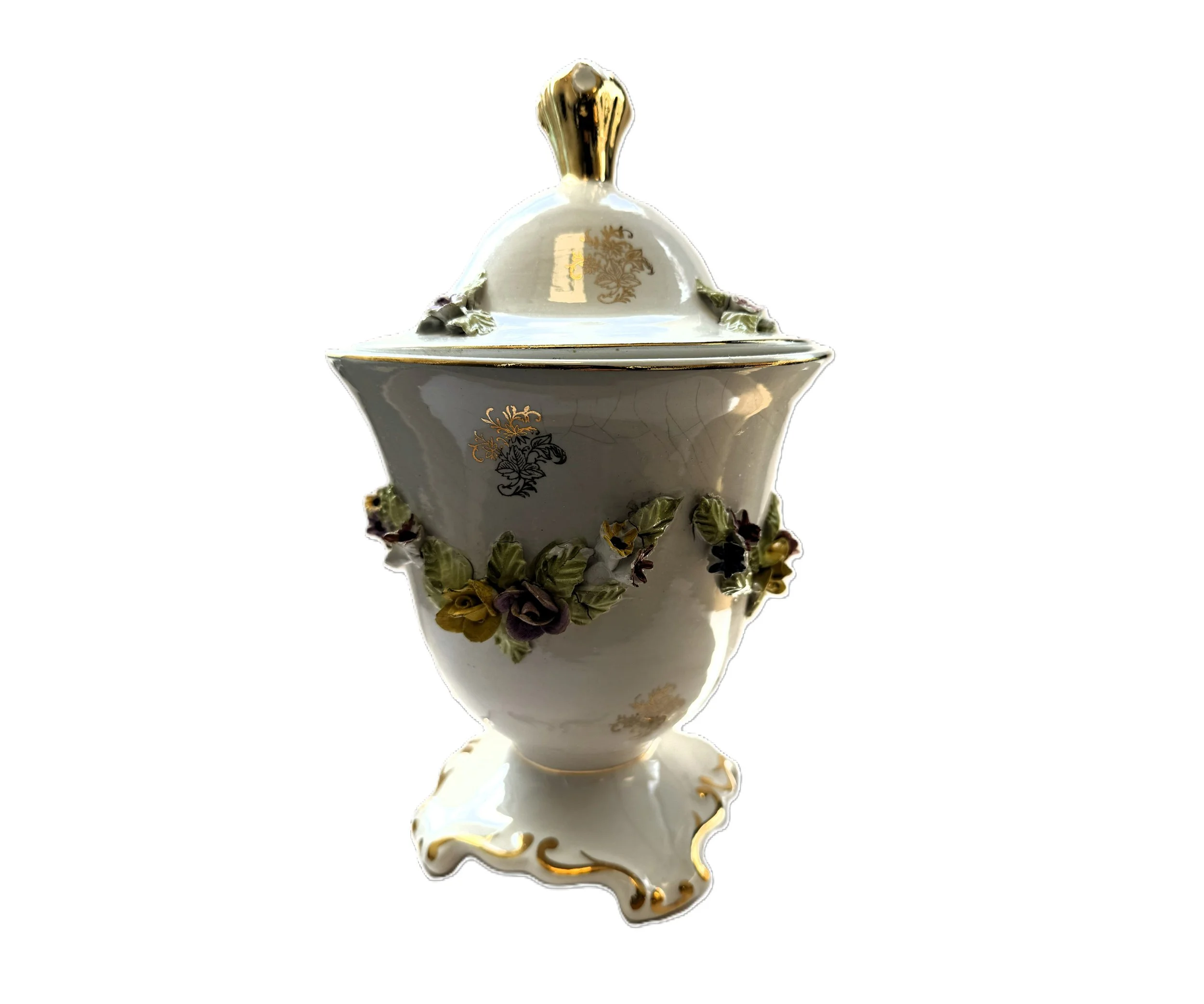 Alcobaca Floral Porcelain Urn