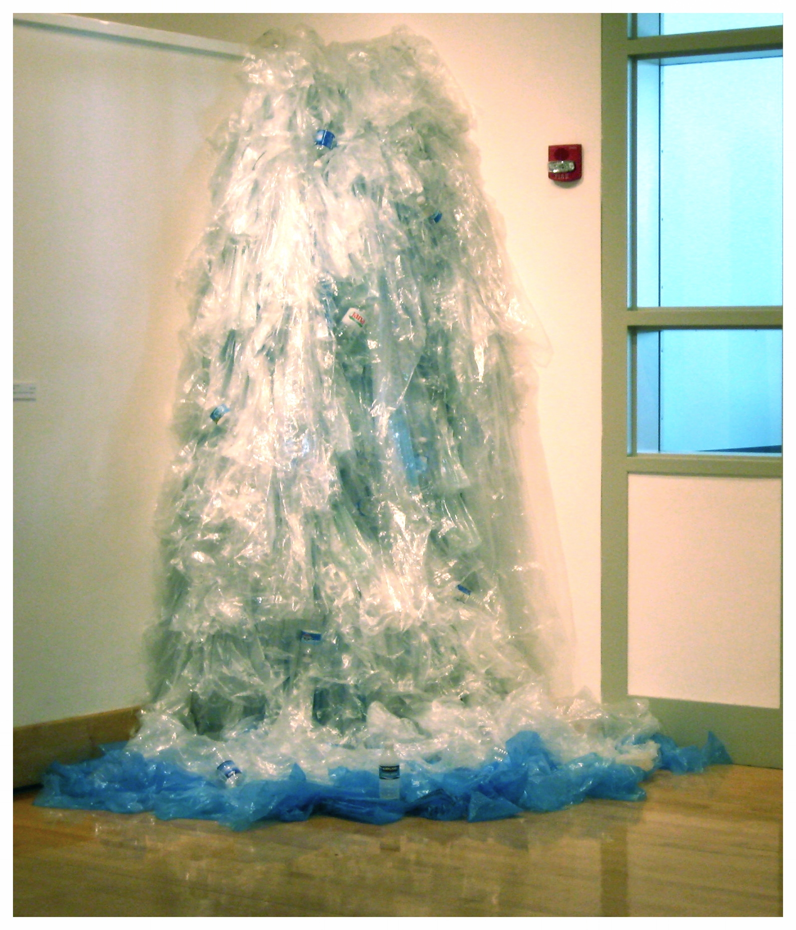 Bag Waterfall ©2009 96"x60"x54"