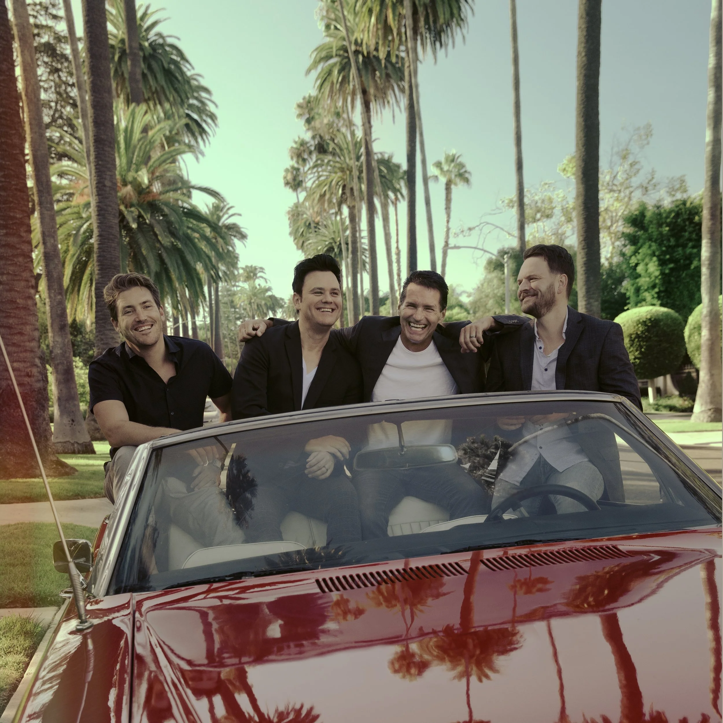 The Modern Gentlemen: Frankie Valli’s Longest Running 4 Seasons