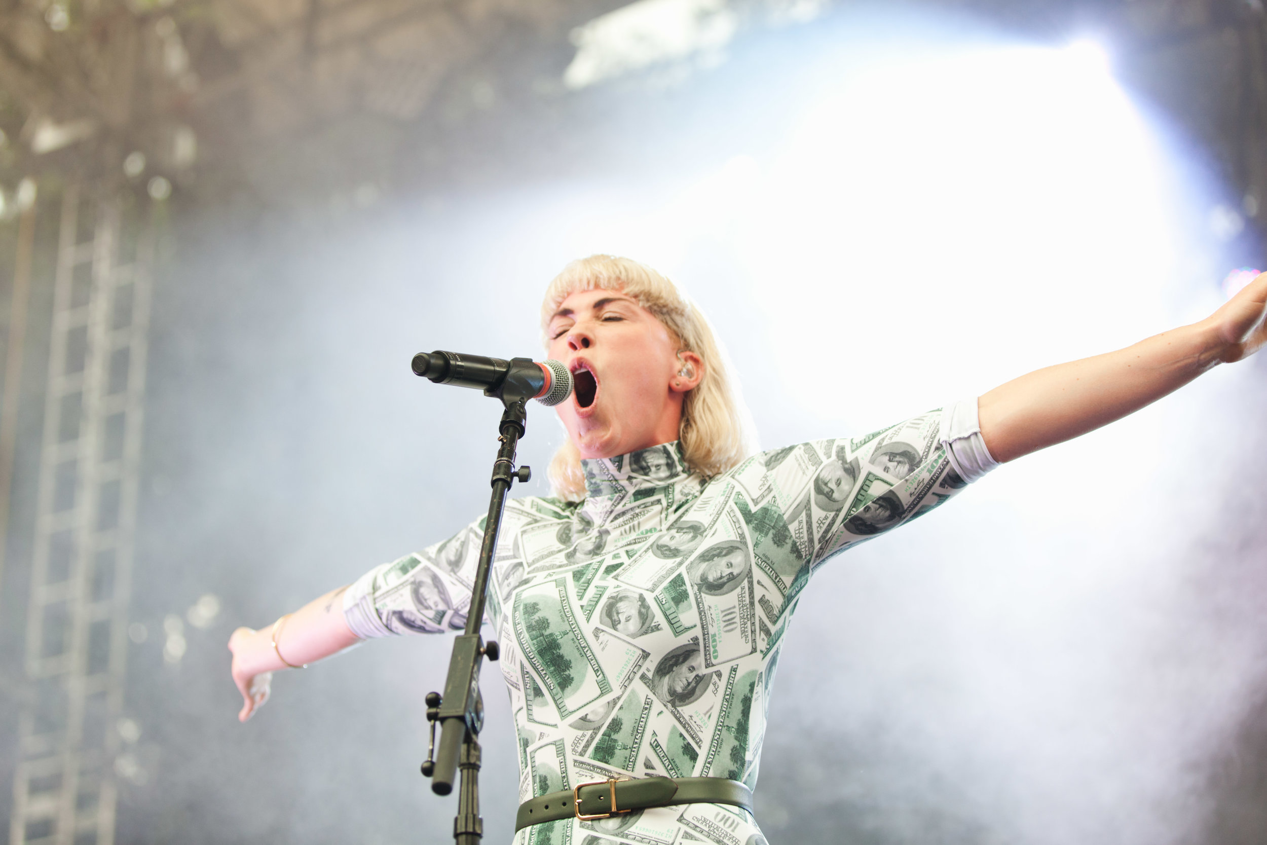 Grouplove-Hannah-Hooper-3.jpg