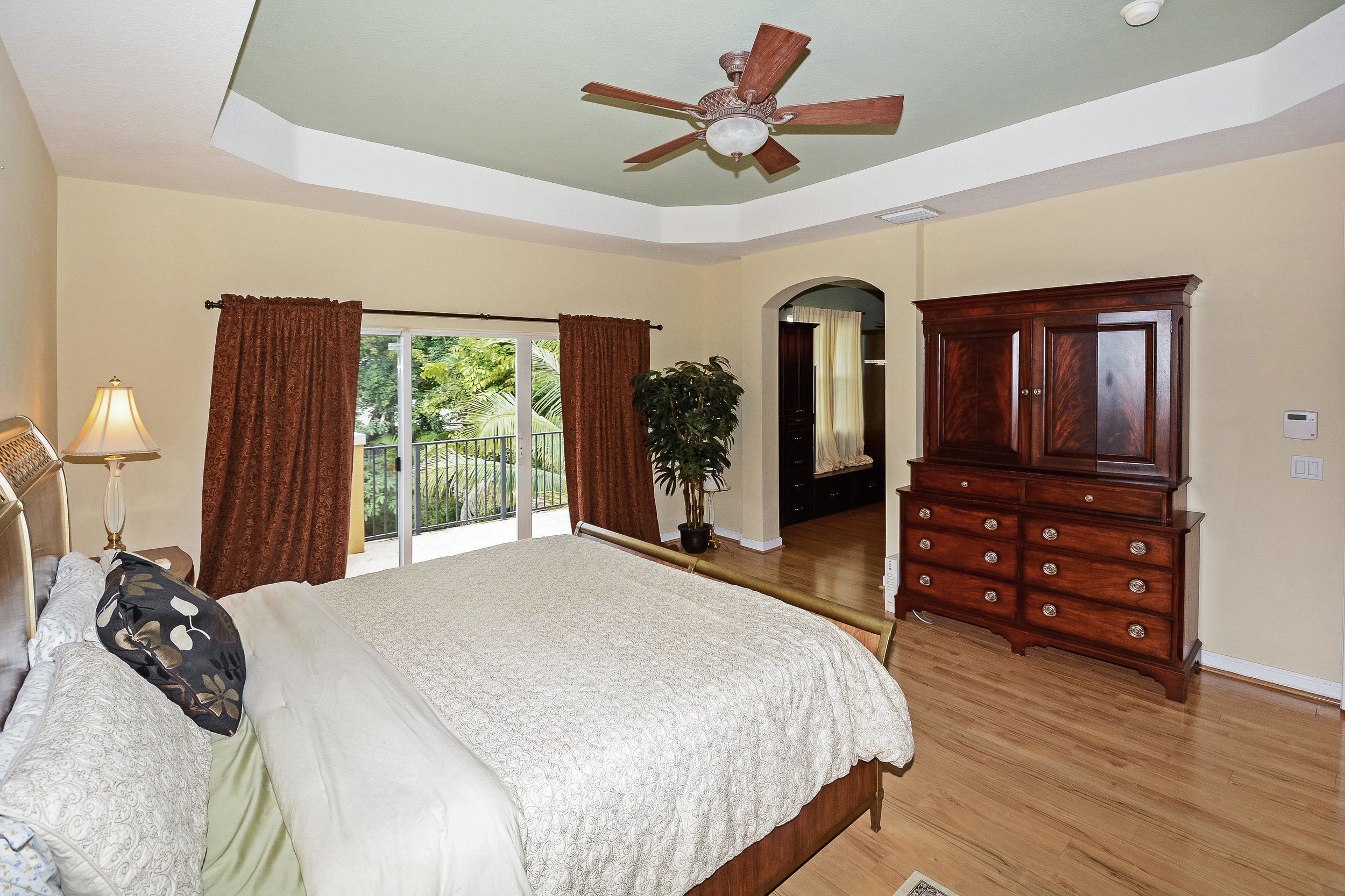 10451_sw_54th_st_MLS_HID1069941_ROOMmasterbedroom.jpg