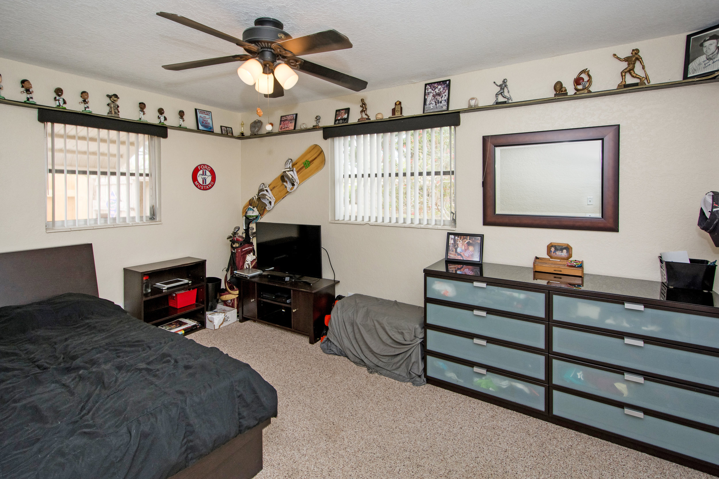 9409_SW_51ST_STREET_MLS_HID1141401_ROOM13.jpg