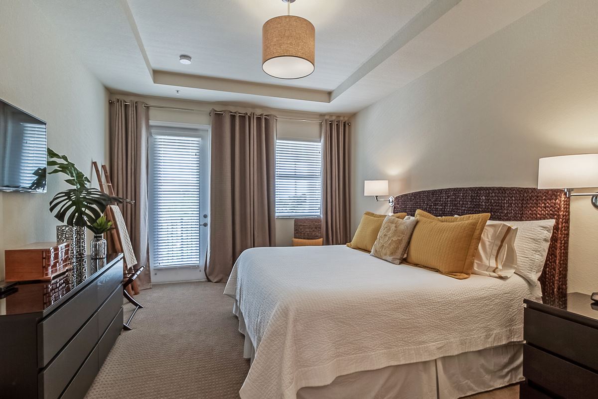 masterbedroom_1200.jpg