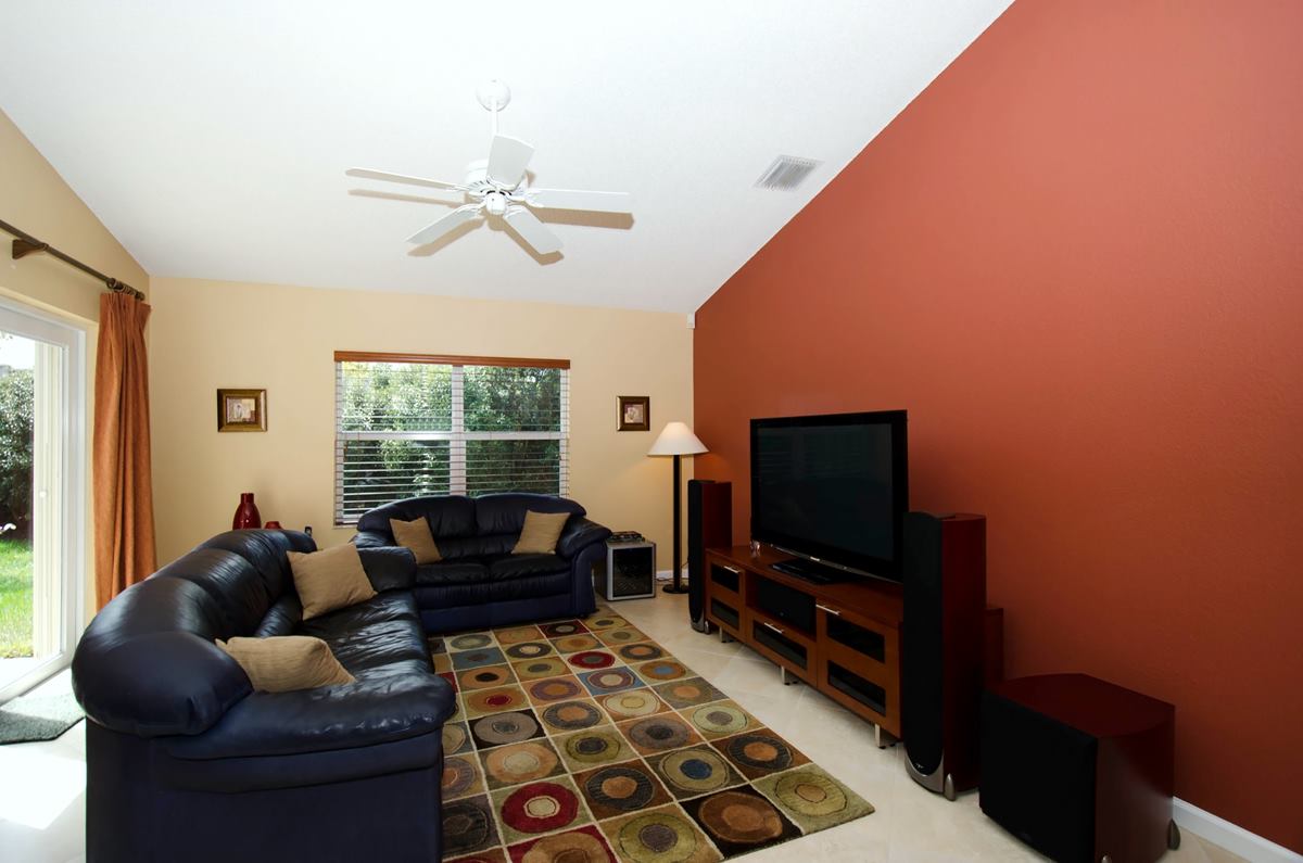 familyroom_1200.jpg