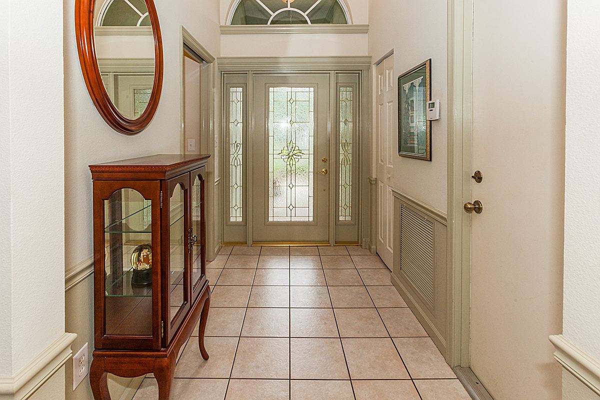 entryway_1200.jpg