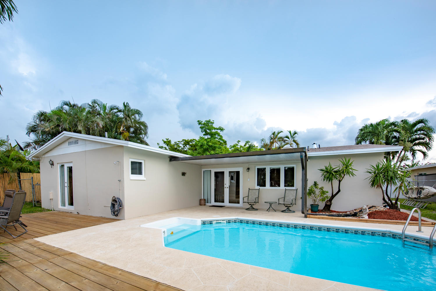 9311 NW 20th Ct Pembroke Pines-large-024-14-Exterior Back-1499x1000-72dpi.jpg