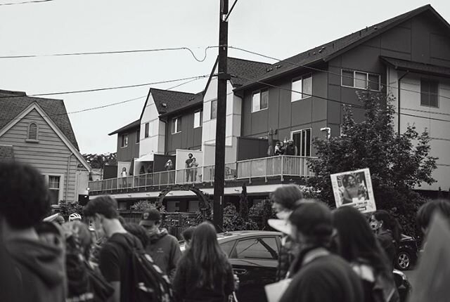 Out of your home. Into the streets. .
.
.
#defundthepolice #blacklivesmatter #rallyforblacklives #marchofsilence #seattleprotest #handsupdontshoot #nojusticenopeace #outofyourhomesandintothestreets #saytheirnames #sayhername #sayhisname #louderthanev