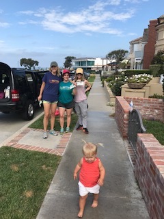 My Be Better ladies holding their little ziplock bags of haole rot cream.