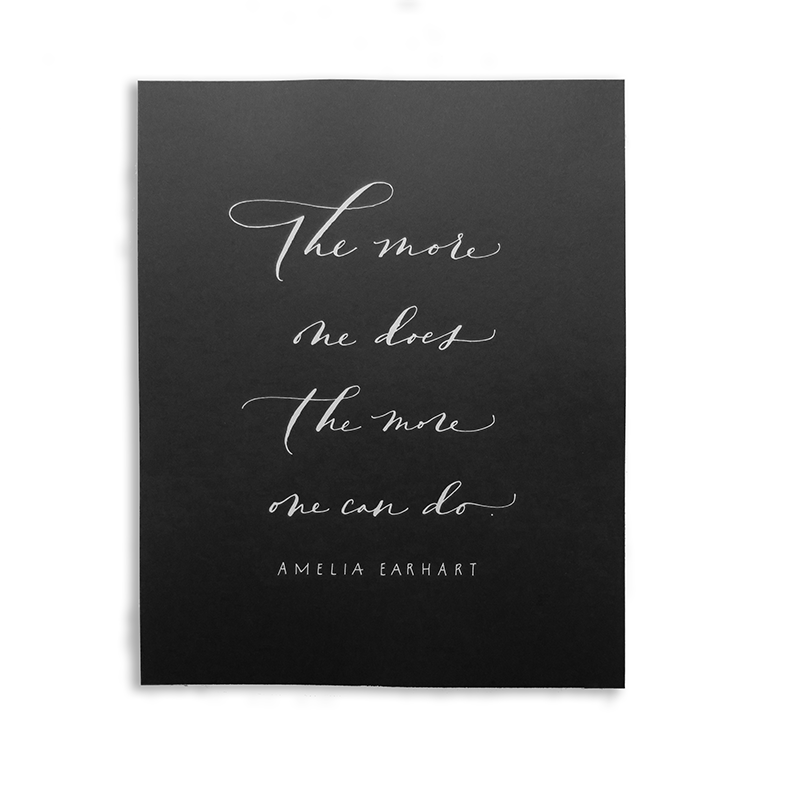 amelia-earhart-print_06a278a6-d281-4a1d-8b4e-be5ea7375ec1.png