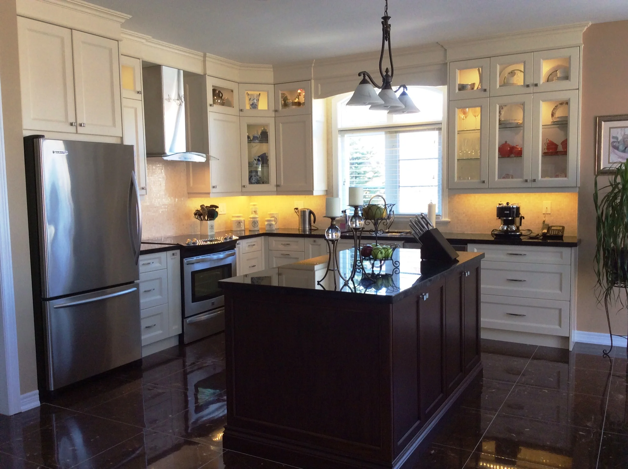 traditional-kitchen_15467412196_o.jpg