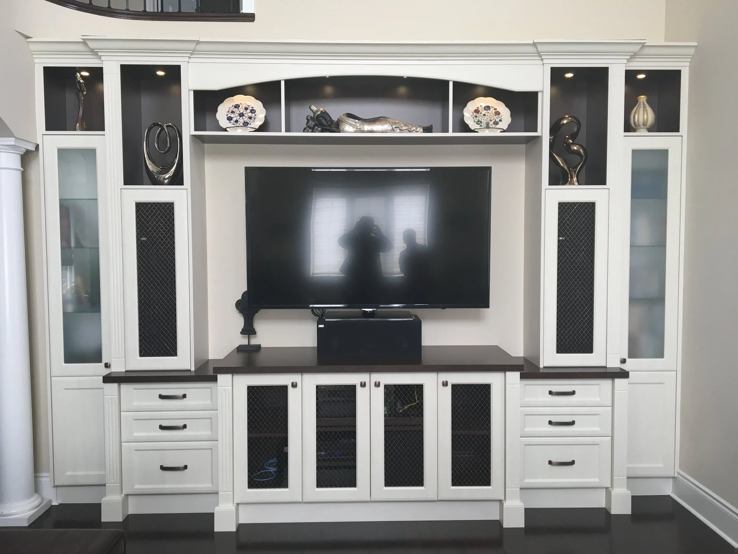 custom-tv-wall-unit_26034334696_o.jpg