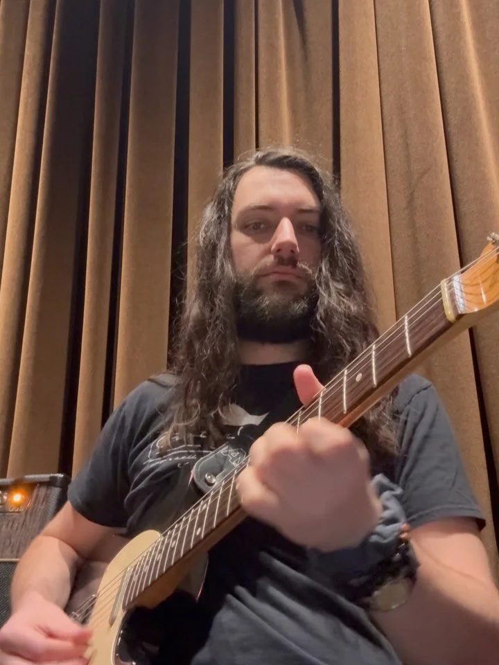 Took my telecaster out of retirement yesterday to rehearse for the Sharon Jones tribute show with @soulvibesglobal tonight 🕶️ #guitarist #livemusic #sessionguitarist