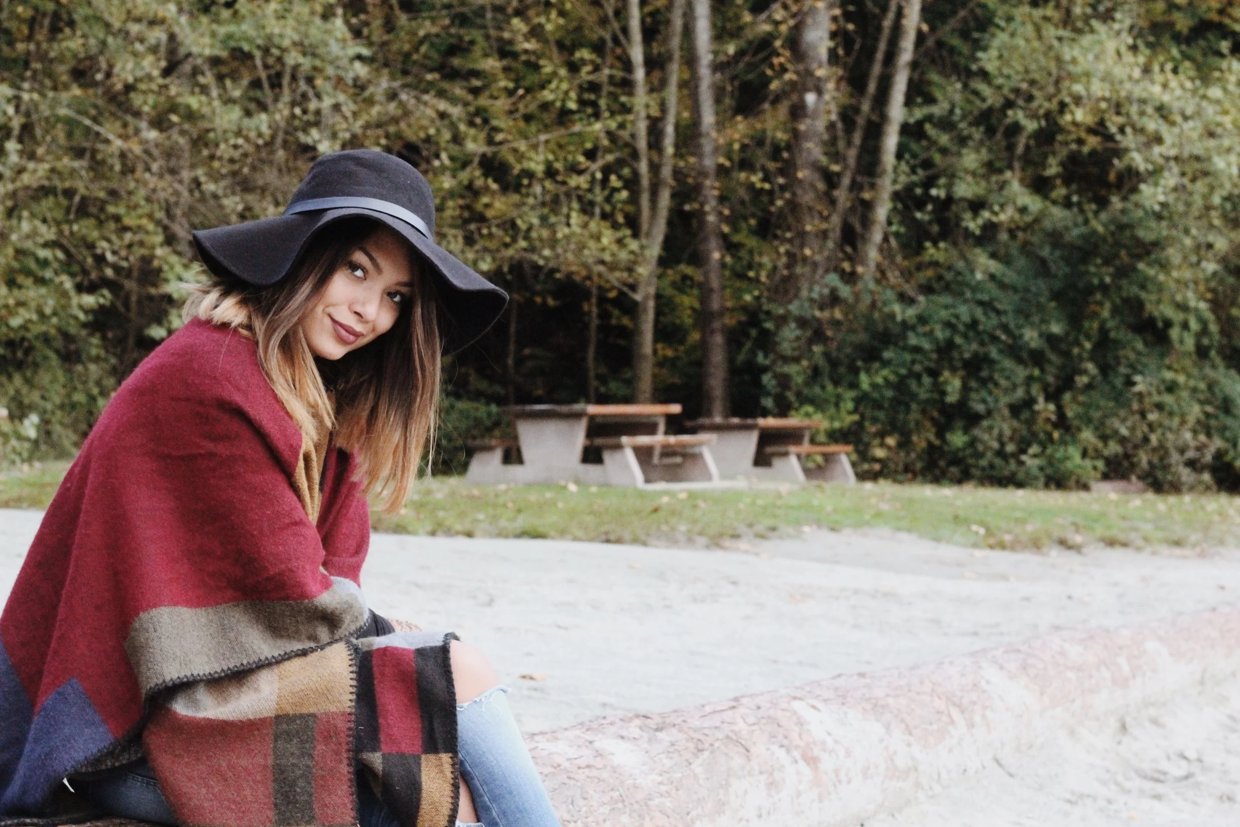model: My beautiful cousin - Aurore Delaporte // Blanket scarf - Primark