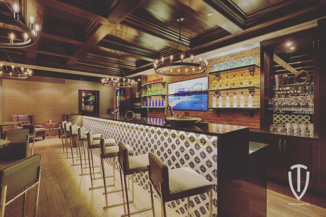 Proud to have worked on this West Side Jewel by Tavan Group 5/6 #audiospace #vancouver #beautifulhomes #luxuryhomes #interiordesign #homeautomation #lowvolatge #vancity #yvr