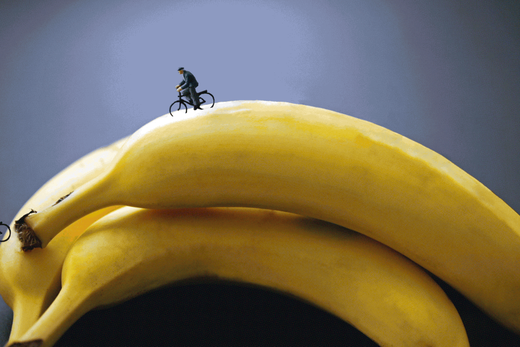 Banana+1024_GIF_V1.gif