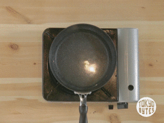 Okonomiyaki GIF 3.gif