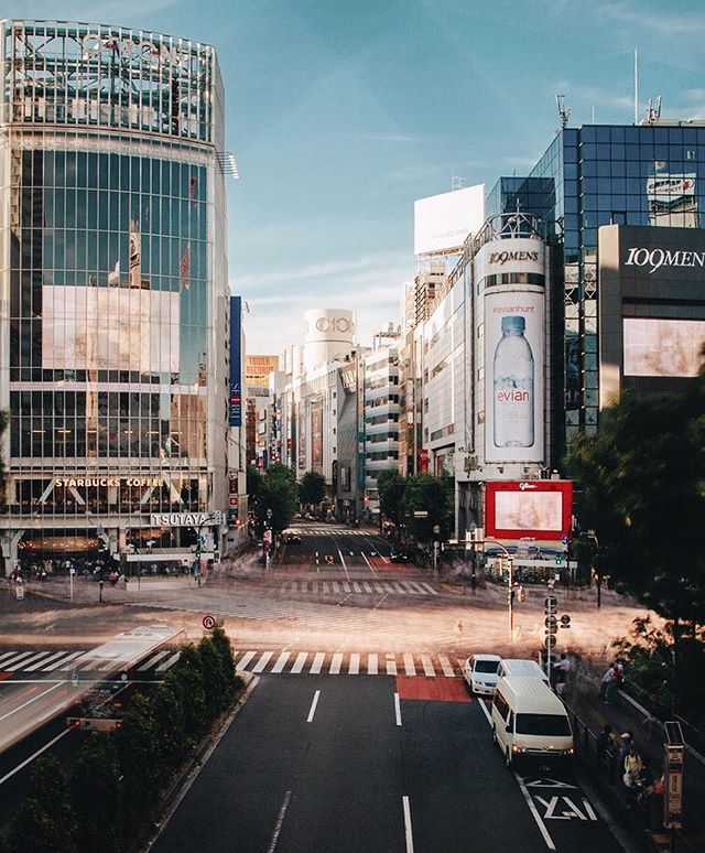 Shibuya Crossing 😍 || #tokyo #jbarrtravels
