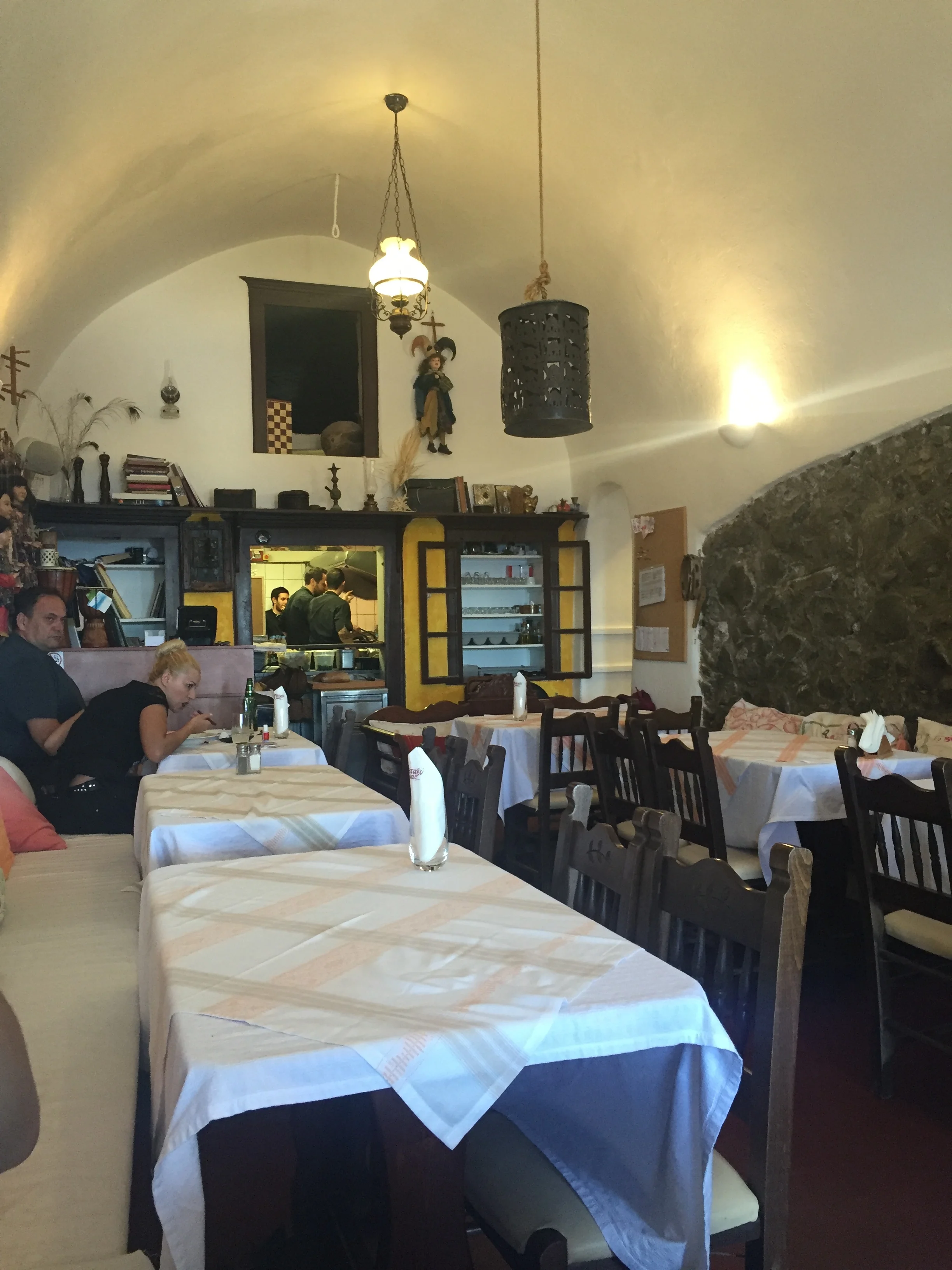 Quaint little spot with only 8 tables total, 4 on each side