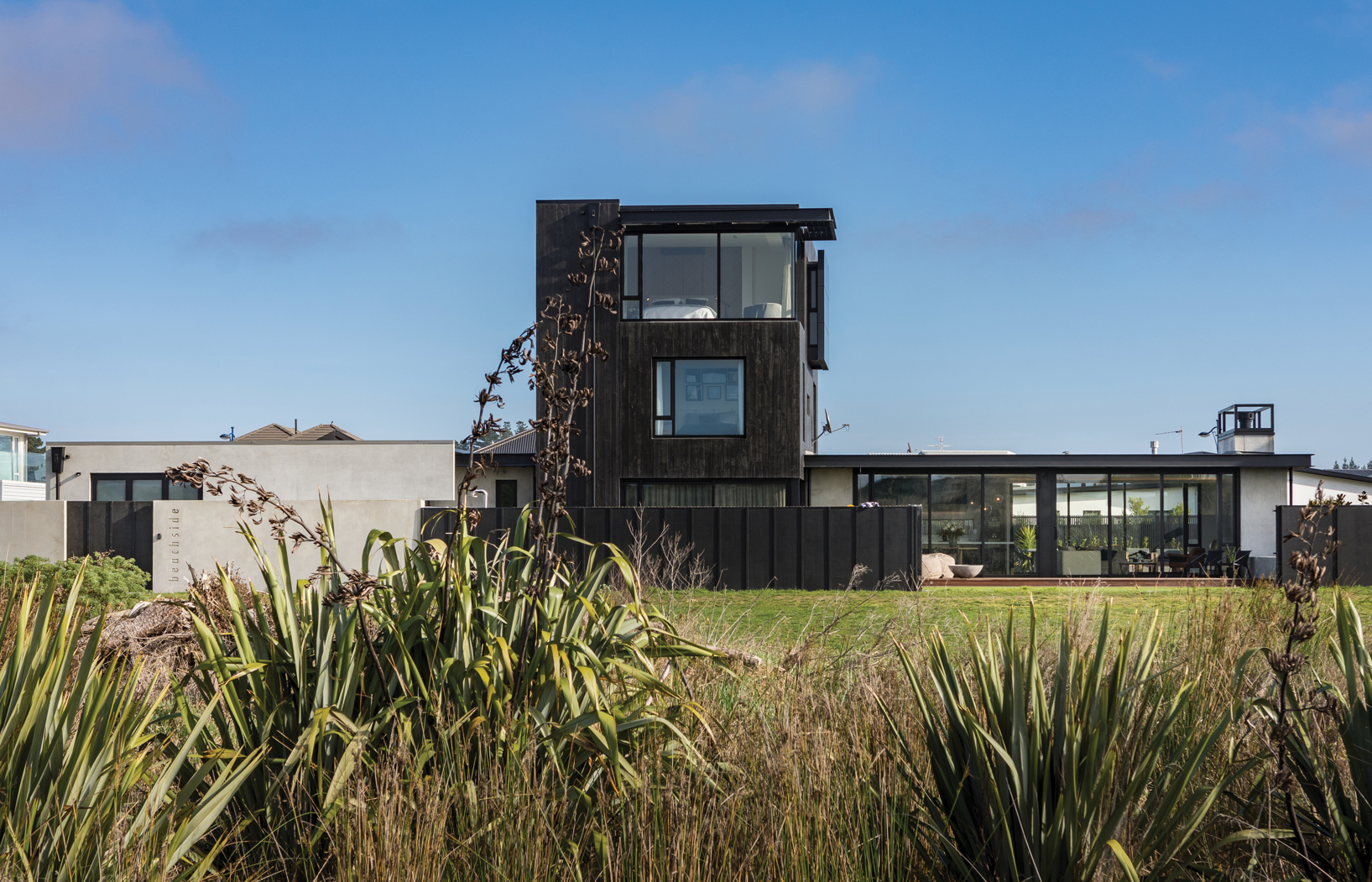 EXTERIOR: The highly thermally efficient Cocoon Precast Concrete panel system from Lanyon and Le Compte is pre-coloured for a low-maintenance finish.
