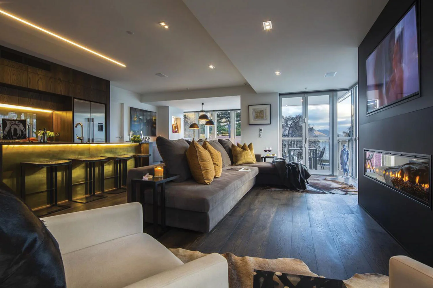 Loft1.jpg