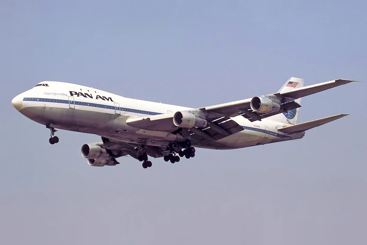 Flying with Pan Am we made our way across the Atlantic at the start of our adventure. Image: https://commons.wikimedia.org/wiki/File:Pan_Am_Boeing_747-121_N732PA_Bidini.jpg