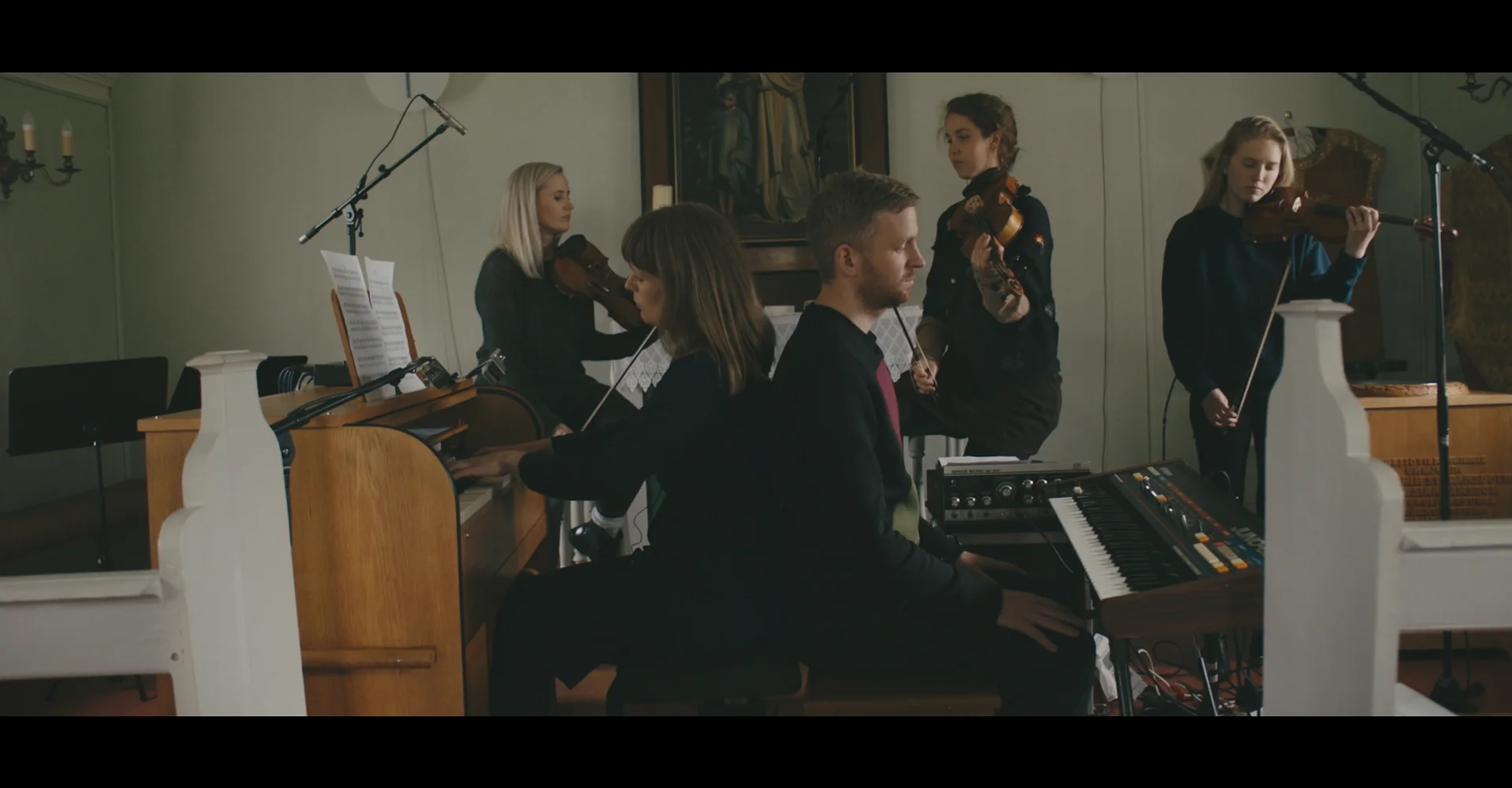 ISLANDSONGS_14.jpg