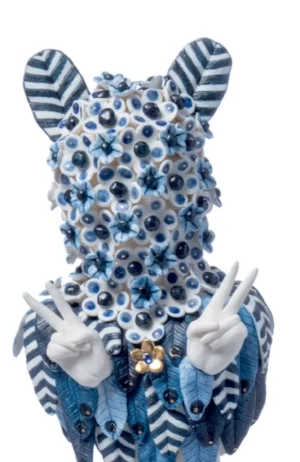 Peace Together, 2017, by Vipoo Srivalasa, image courtesy the artist