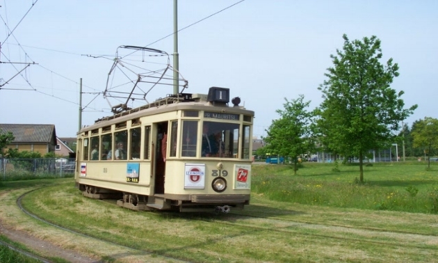Historische trams.jpg