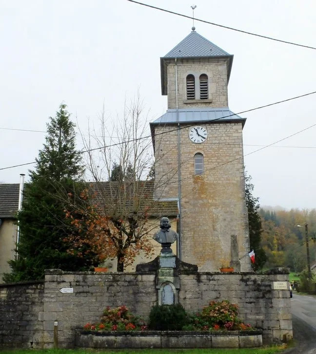 #11. Alphonse Delacroix’s bust is located outside Alaise church.