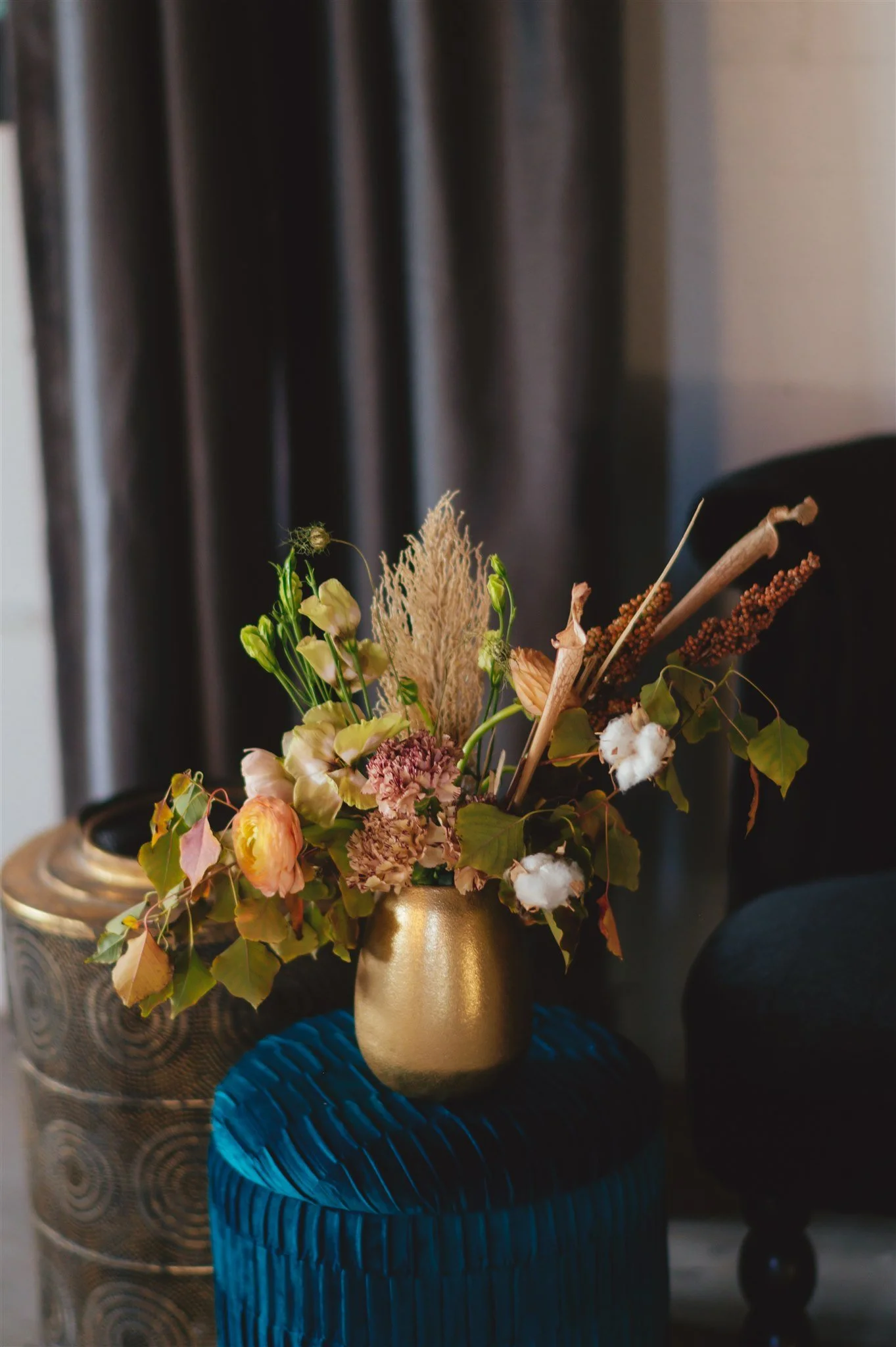 moody floral arrangement