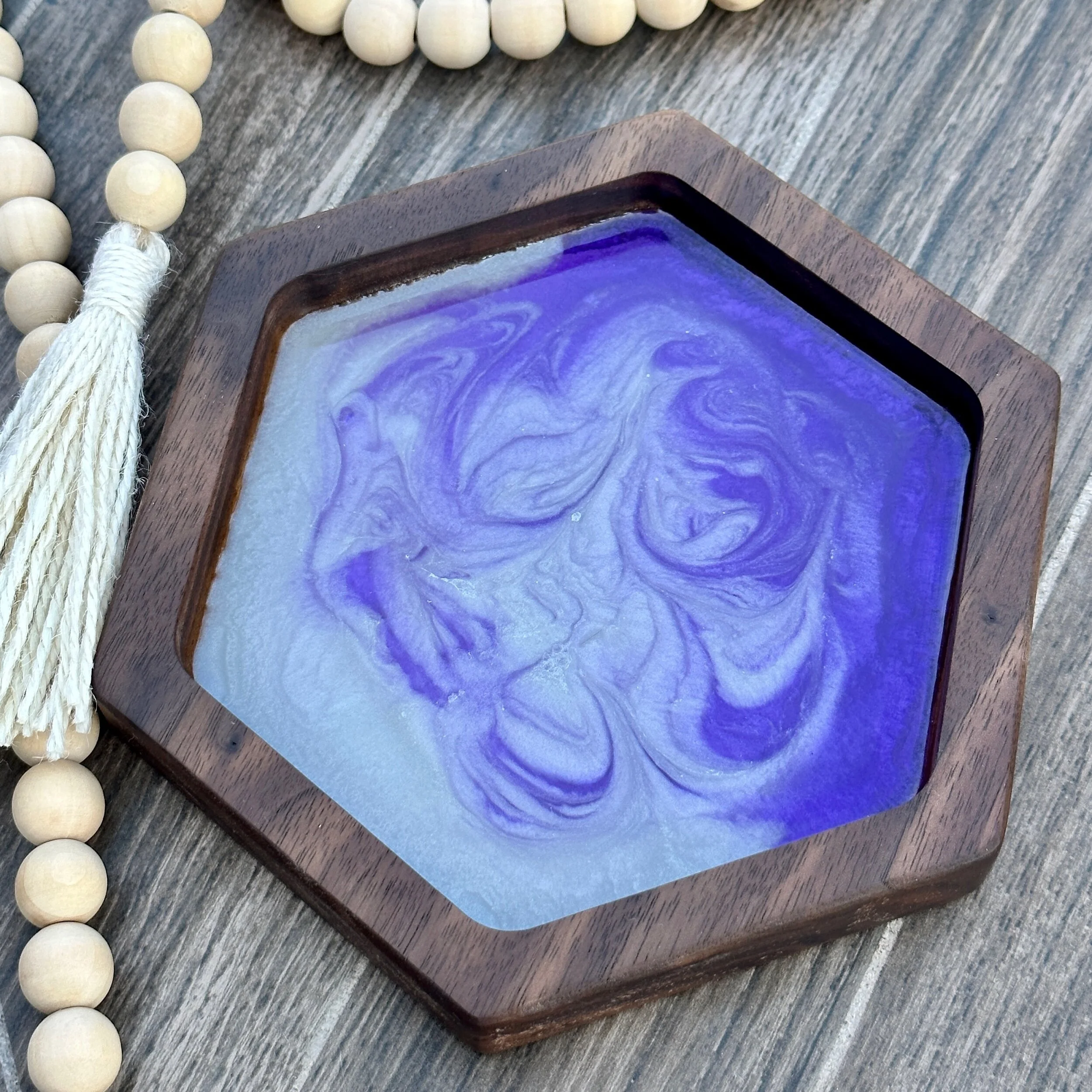 E84698B7-C085-4B8D-BA1F-A67B530D720F