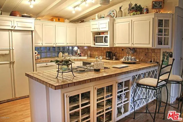 Paradise Cove Malibu - Seaside Cottage for Sale