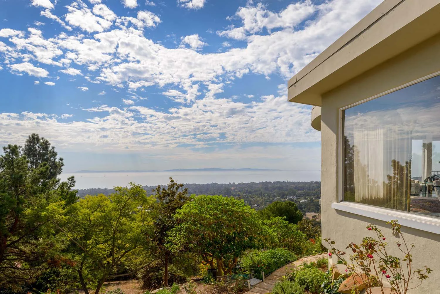 1508EMountainDrive_View4.jpg