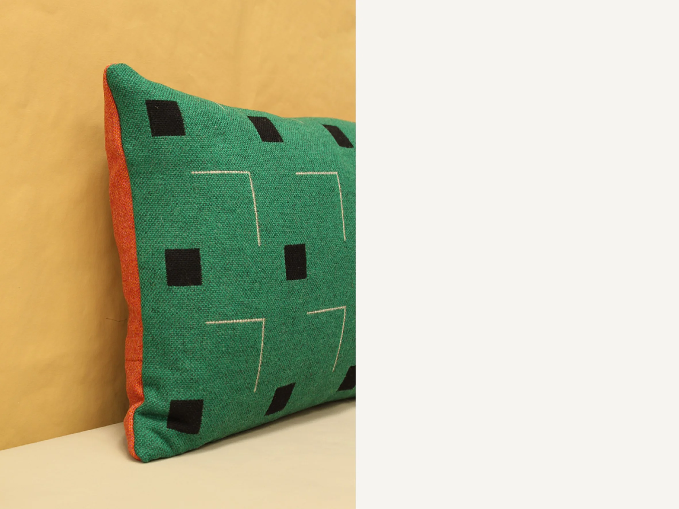 Eleanor_Pritchard_Lawn_cream_of_tomato_cushion_05_web.jpg