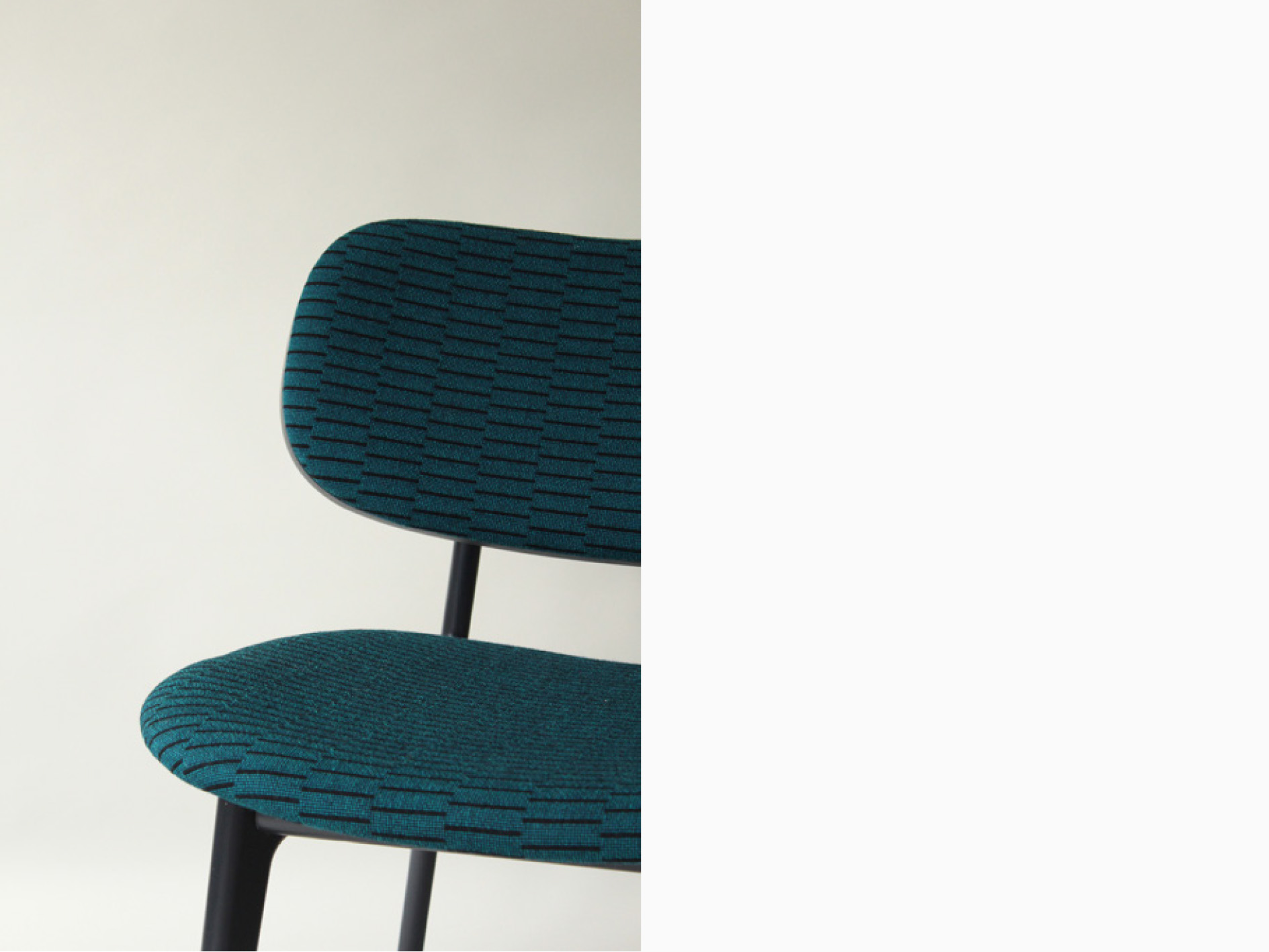 Modus_PLC_lounge_chair_by_PearsonLloyd_with_Caldbeck_fabric_by_Eleanor_Pritchard_detail.jpg