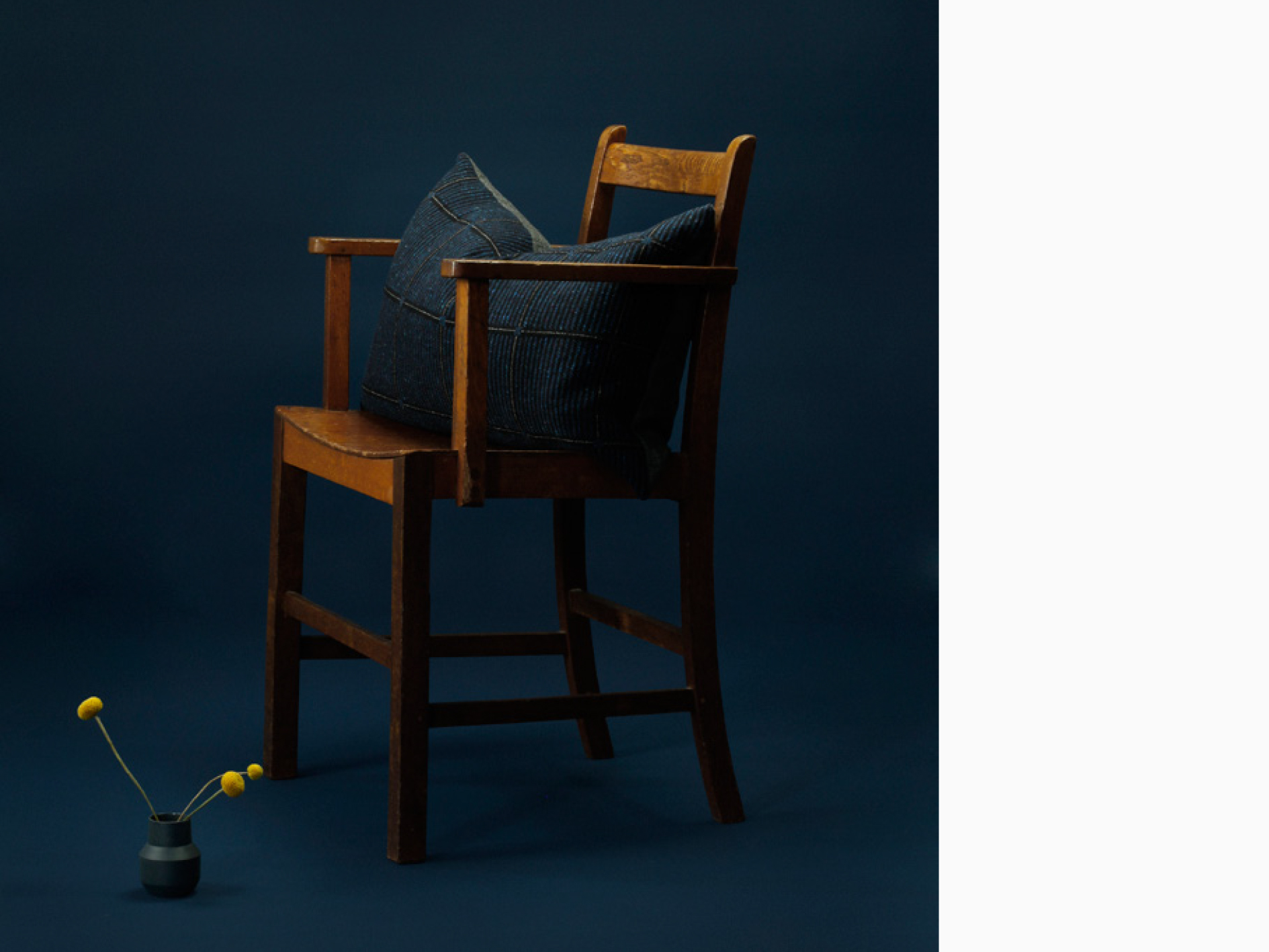 Eleanor_Pritchard_Furlong_cushion_with_jug_by_Elliott_Ceramics.jpg