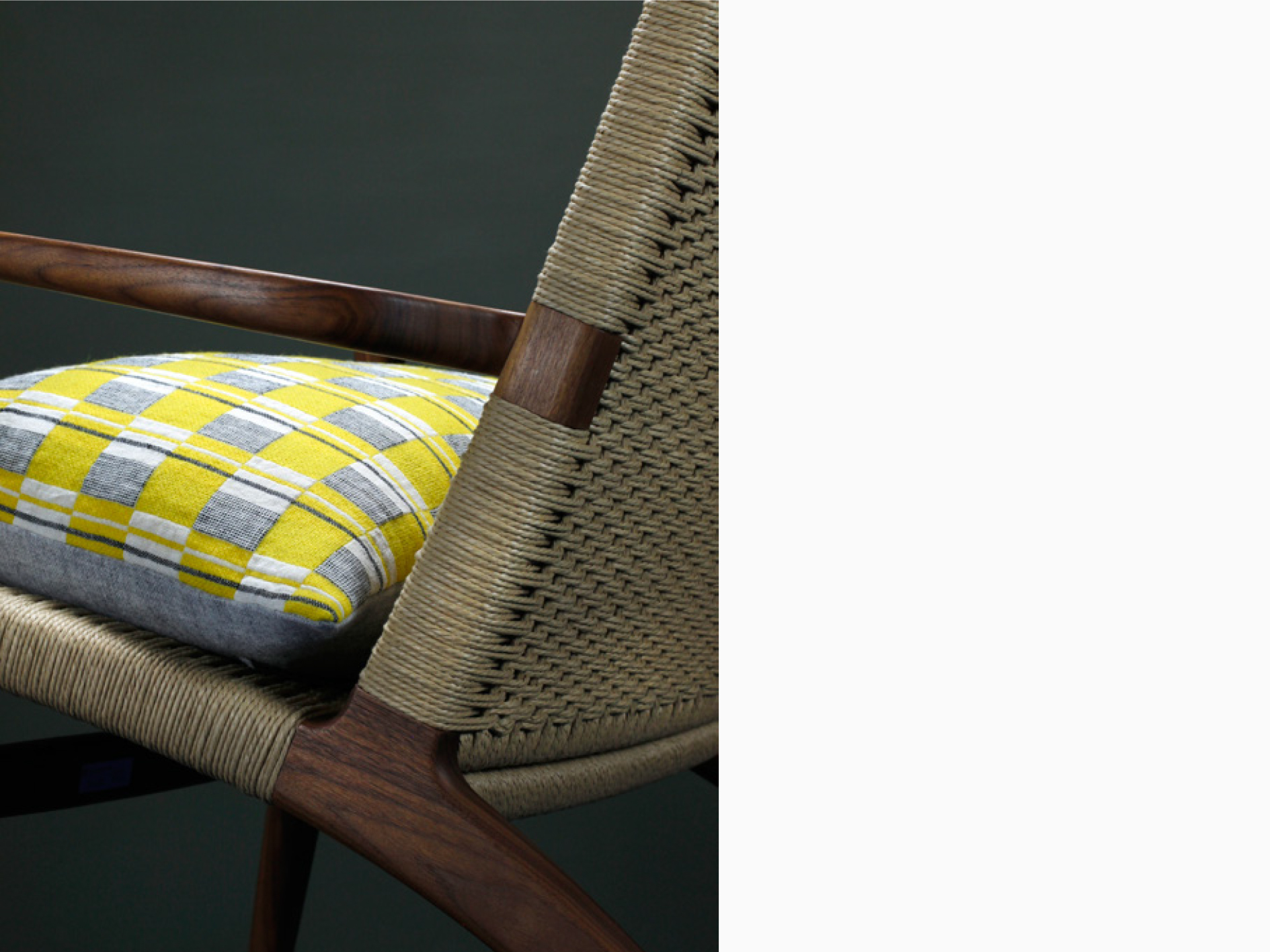 Eleanor_Pritchard_Charlock_cushion_on_CH25_chair_by_Wegner_for_Carl_Hansen.jpg
