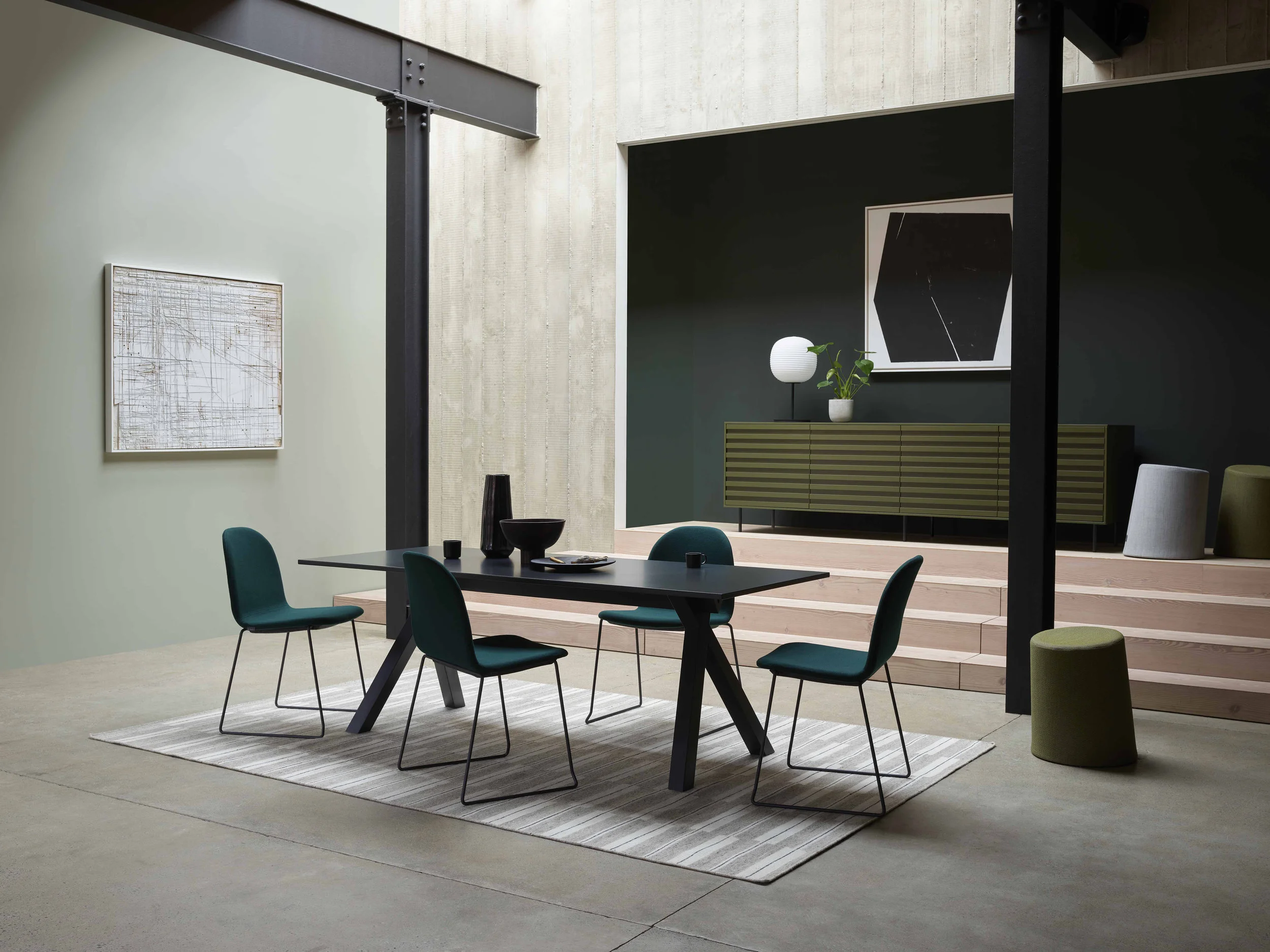 Modus_shoot_Laura_Fulmine_rug_Photo_Jake_Curtis__Eleanor_Pritchard_for_case_HR.jpg