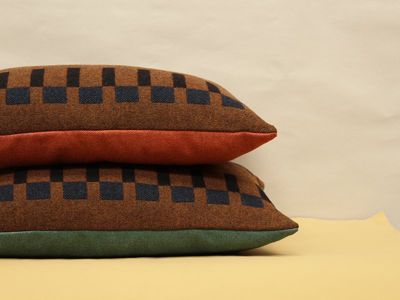 Eleanor_Pritchard_dovetail_cushions_2_4x3.jpg